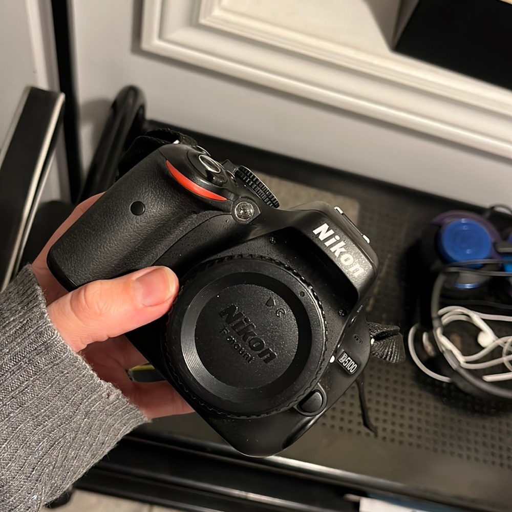 Nikon 5100 Camera Body ONLY